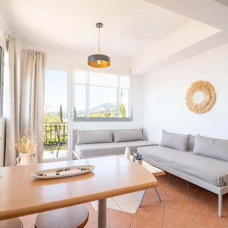 Christoforos דירה *