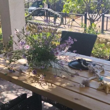 דירה Christoforos לואורדטה